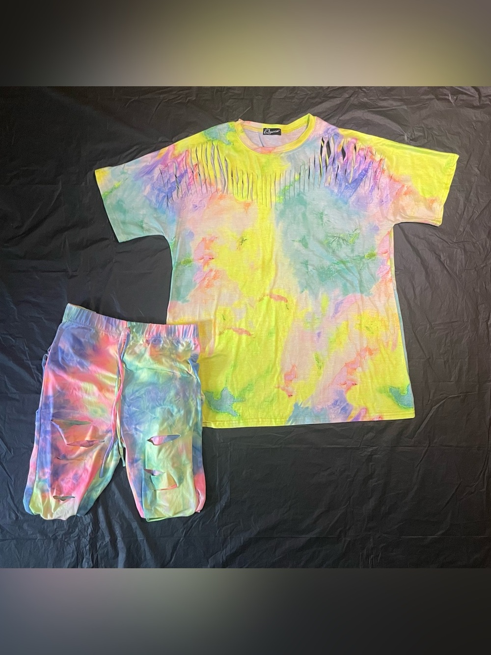 Queen Women’s Tie Dye Fringe 2-Piece Knit Set T-Shirt & Leggings Stretch M